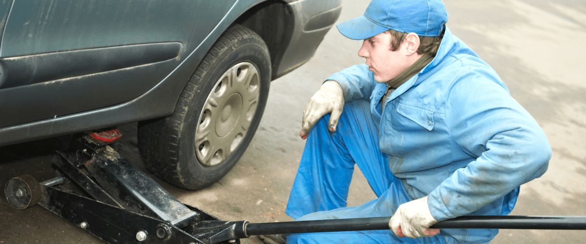 Car tyre fitting