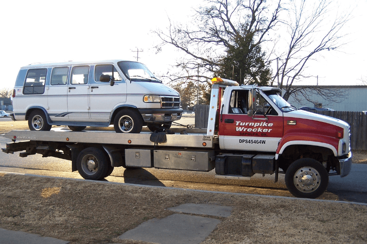 24 Hours Towing services